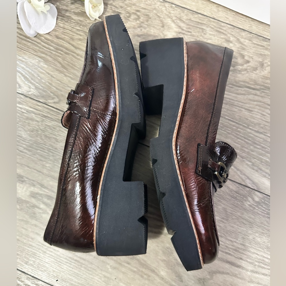 🖤 Naturalizer Women’s Cabana Lug Sole Slip-On Loafer - Size 7.5 🖤 - Picture 7 of 15